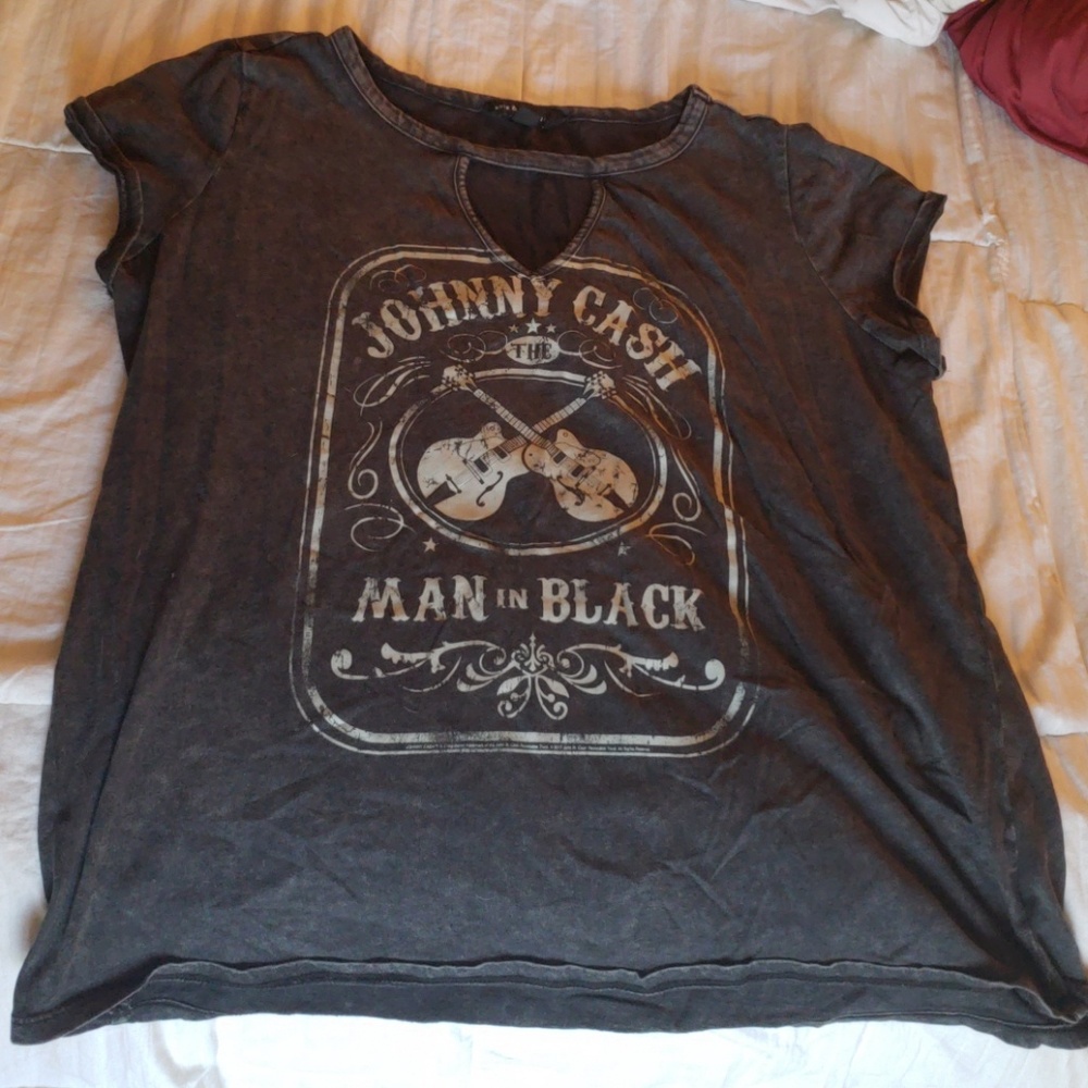 Rock & Republic Jonny Cash Shirt💜💛